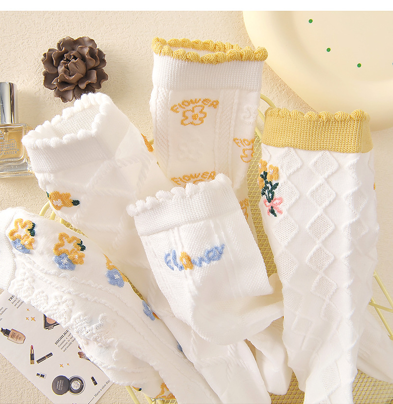 郁金香袜子女秋冬季中筒袜百搭甜美ins潮学院风女袜可爱长袜批发详情10