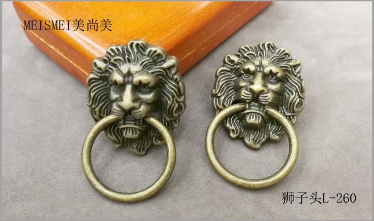 Decorative door knocker with animal head, old-fashioned animal head, retro lion head door knocker, blue and red ancient copper handle, Chinese qilin from the Ming and Qing dynasties pic 9