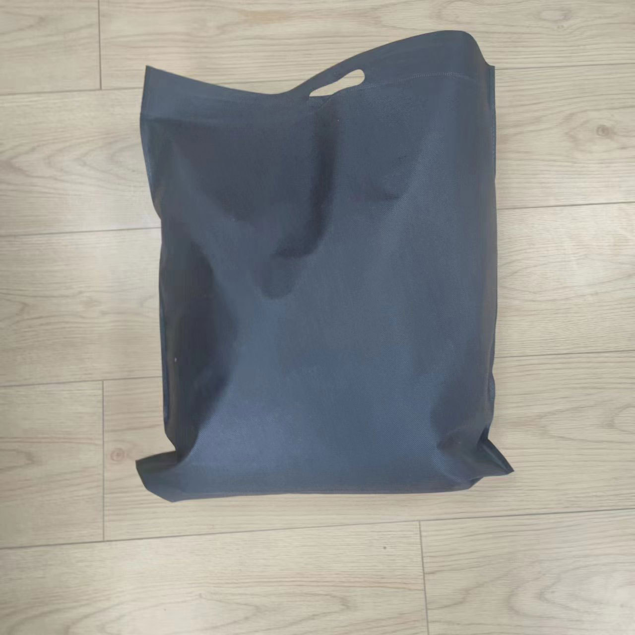 专业Recycle服装袋制造商环保包装解决方案