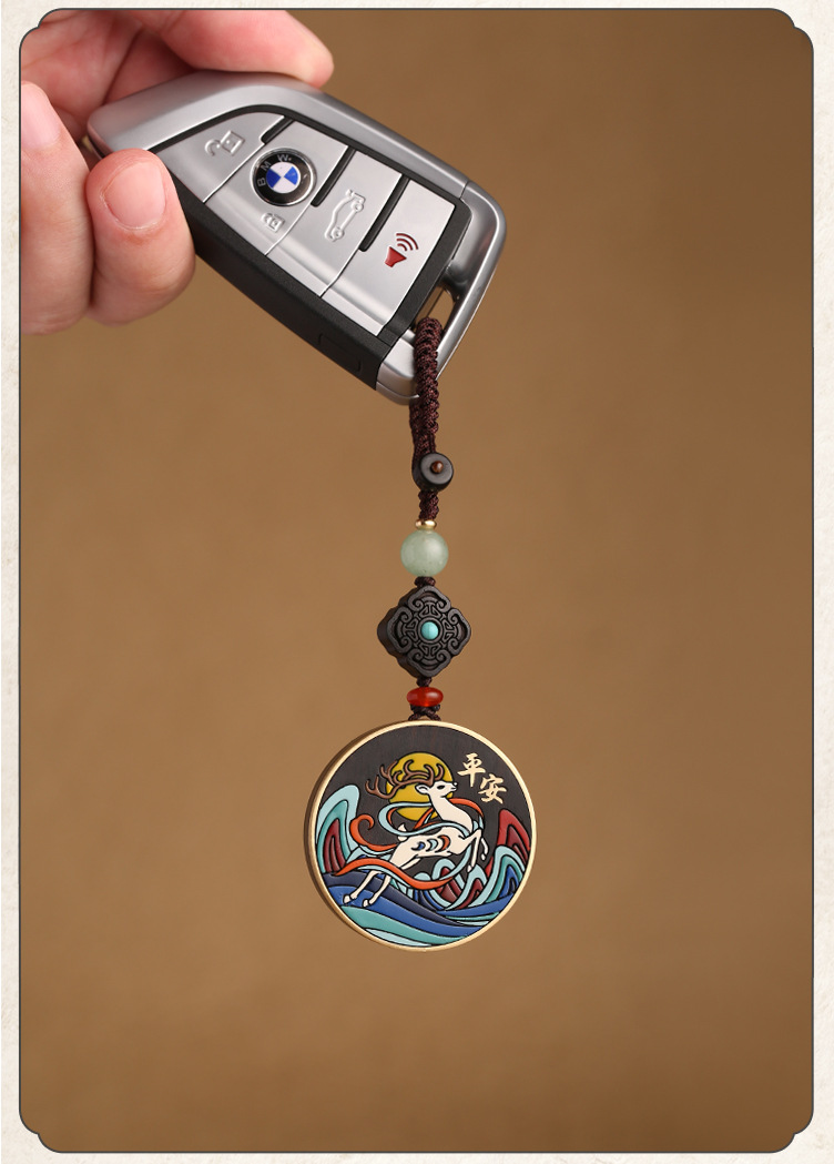 High-end ebony painted Peace car keychains and pendants, creative keychains wholesale pic 8