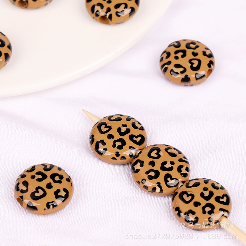Retro and versatile flat round leopard print beaded perforated diy bracelet, necklace, head rope, shoe buckle accessory, resin accessory beads pic 5