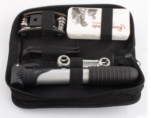 New cross-border bicycle lights, riding equipment, charging headlights, powerful flashlights, horns, night riding mountain bike lights pic 39