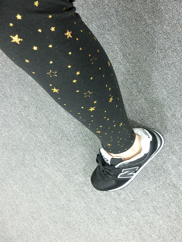 The new basic slimming style from Dongdaemun, South Korea, featuring star-studded nine-inch skinny leggings pic 55