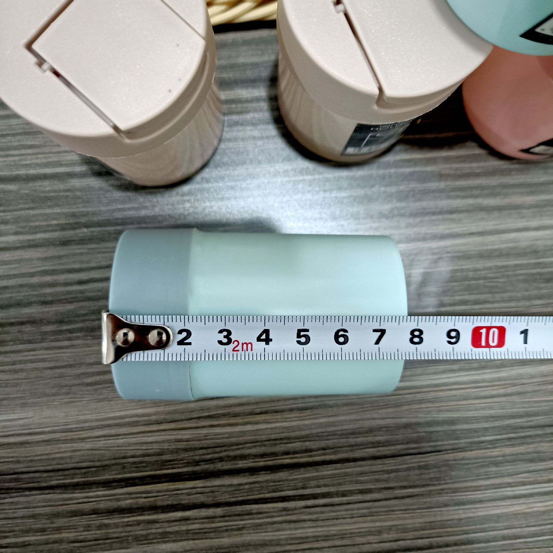 Korean-style colored toothpick boxes, colored toothpick buckets, fashionable toothpick boxes, supermarket and shopping mall toothpick cylinders, wholesale at 1 yuan or 2 yuan pic 6
