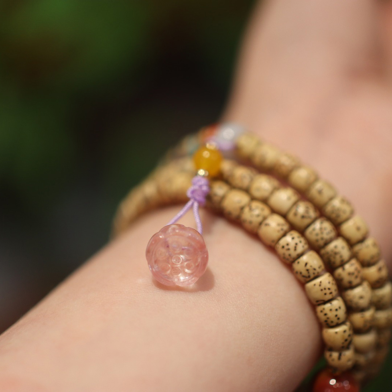 Real photo of the new design macaron Alxa agate pendant crystal lotus pod necklace bracelet, dual-purpose for women pic 7