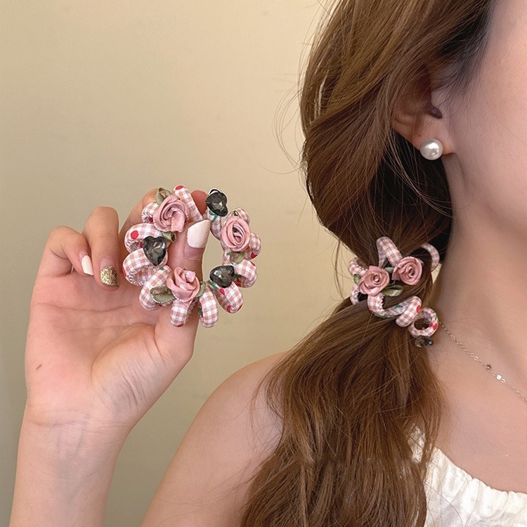 Sweet mesh pleated hairband, elegant inverted anti-slip headband, pearl embellished hair tie, stylish headwear wholesale pic 4