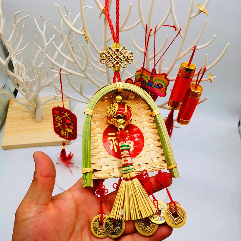 Copper coins, small brooms, dustpans, hanging ornaments, door decorations for moving into a new home, indoor hanging ornaments, TV wall decorations for the Qingming and Dragon Boat festivals pic 32