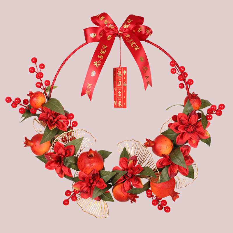 When moving into a new home, decorate with simulated pomegranates, celebrate the New Year, hang the main entrance, and decorate the living room for the New Year pic 9