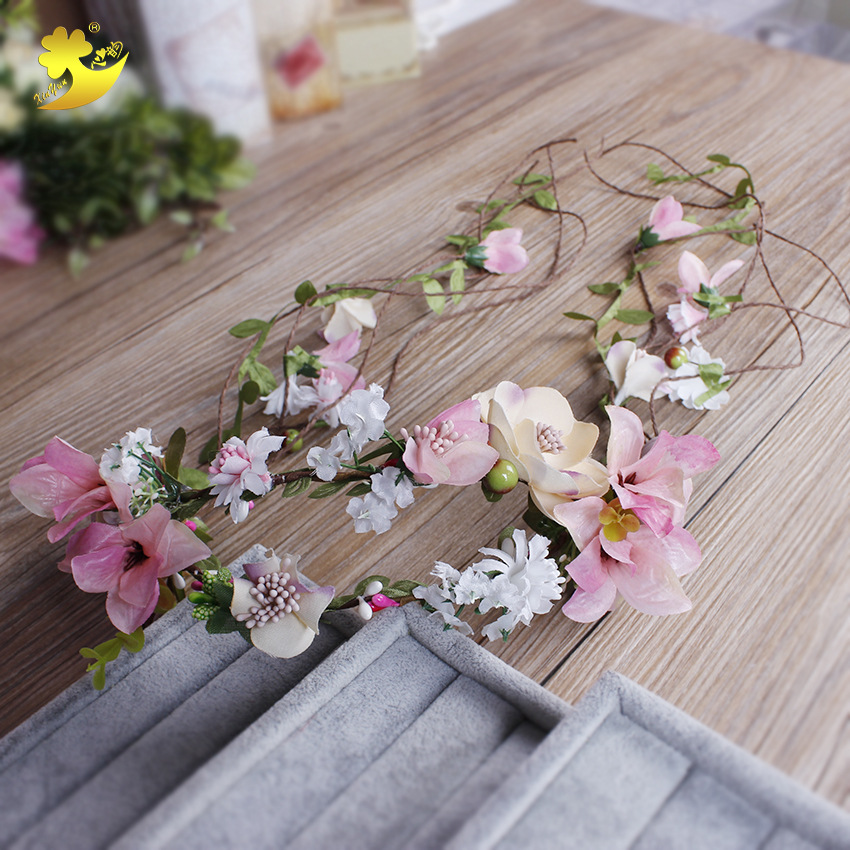 Japanese-style sweet and fashionable advertising photography, pure handcrafted rattan, exotic wedding dress, red bean paste flower bud head ring pic 3
