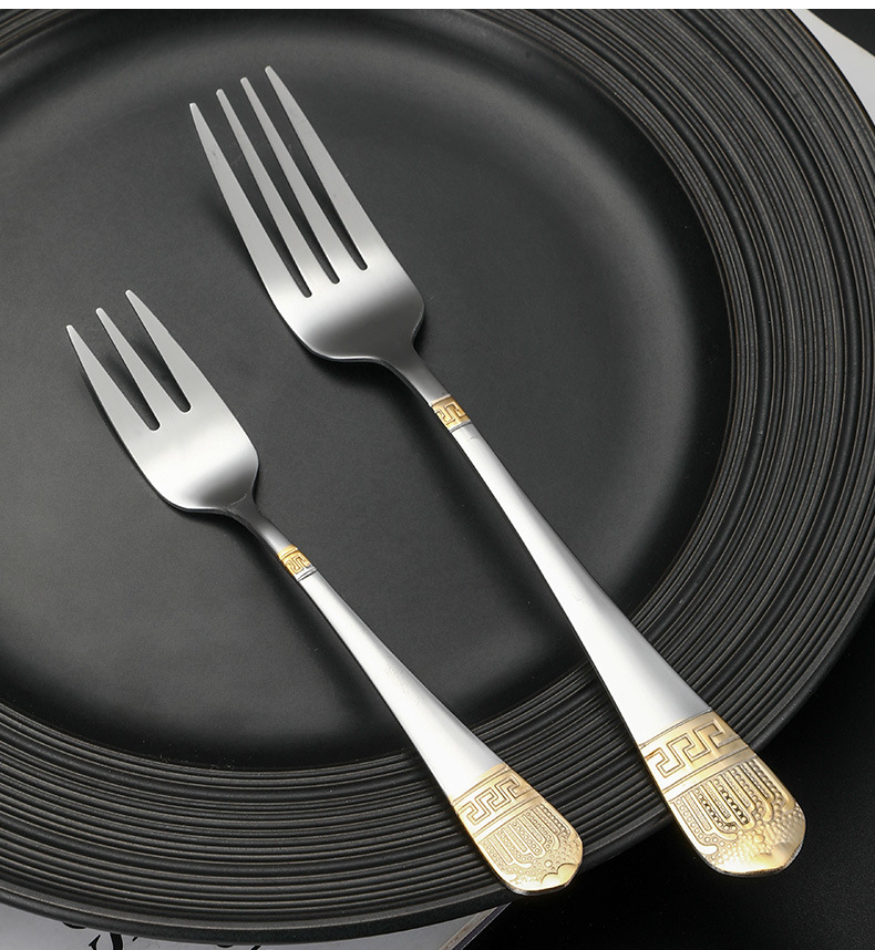 不锈钢皇冠镀金酒店牛排西餐刀叉勺套装花纹刀叉勺四件套可加详情11