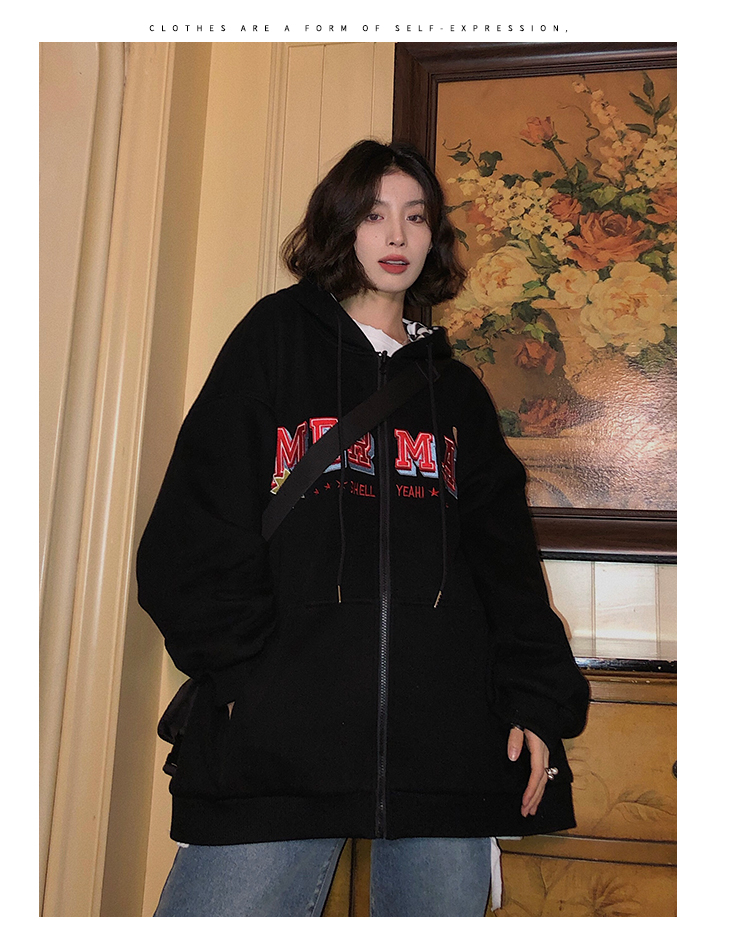 A woman wearing a cardigan with a hood on both sides in a loose pink, niche design with a checkered pattern is particularly stylish pic 10