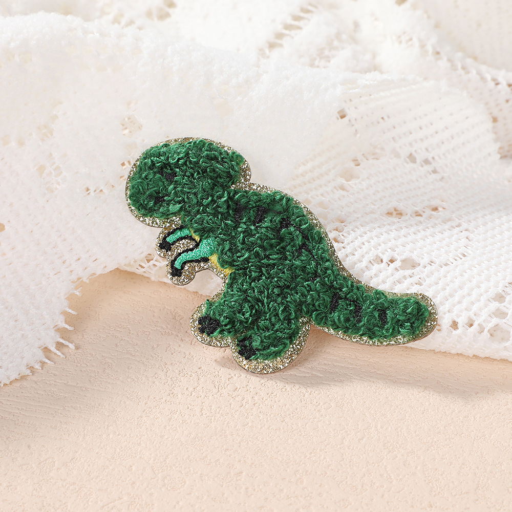 现代卡通刺绣外套T恤羽绒服胸贴包包装饰布贴衣服辅料童装补丁详情13