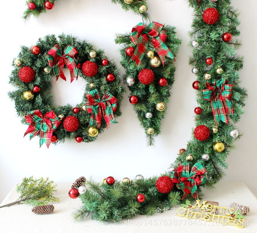 Desheng Cross-border E-commerce Factory supplies Christmas scene decorative hanging ornaments, garlands, PVC pine needles and decorative rattan strips pic 21