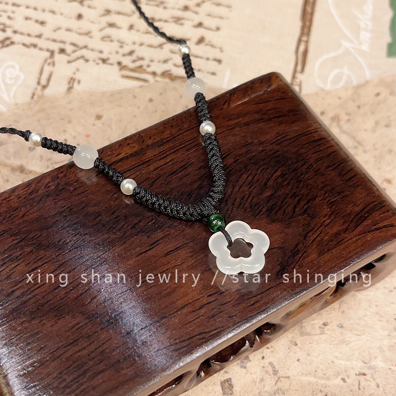This simple new Chinese-style retro Zen-inspired necklace is versatile and elegant. It features a niche ethnic collarbone chain with an ancient design sense as an accessory pic 34