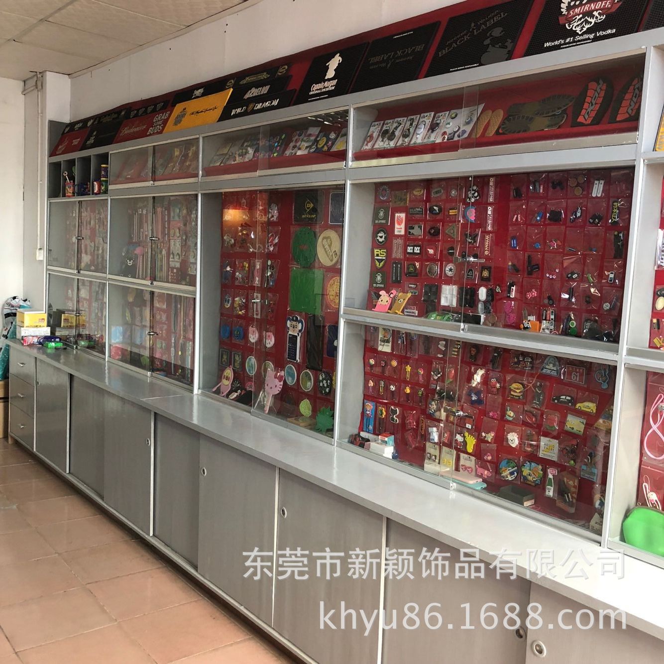 工厂优惠供应PVC软胶拉牌滴胶logo硅胶拉片 鞋帽服饰箱包拉头拉尾详情23