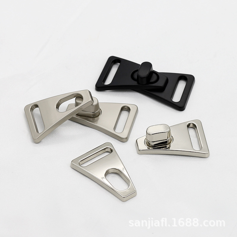 Metal buckles, adjustable buckles, clothing twist buckles, overcoats, jackets, lock buckles, belt buckles, lap buckles and turn buckles are three excellent accessories pic 8