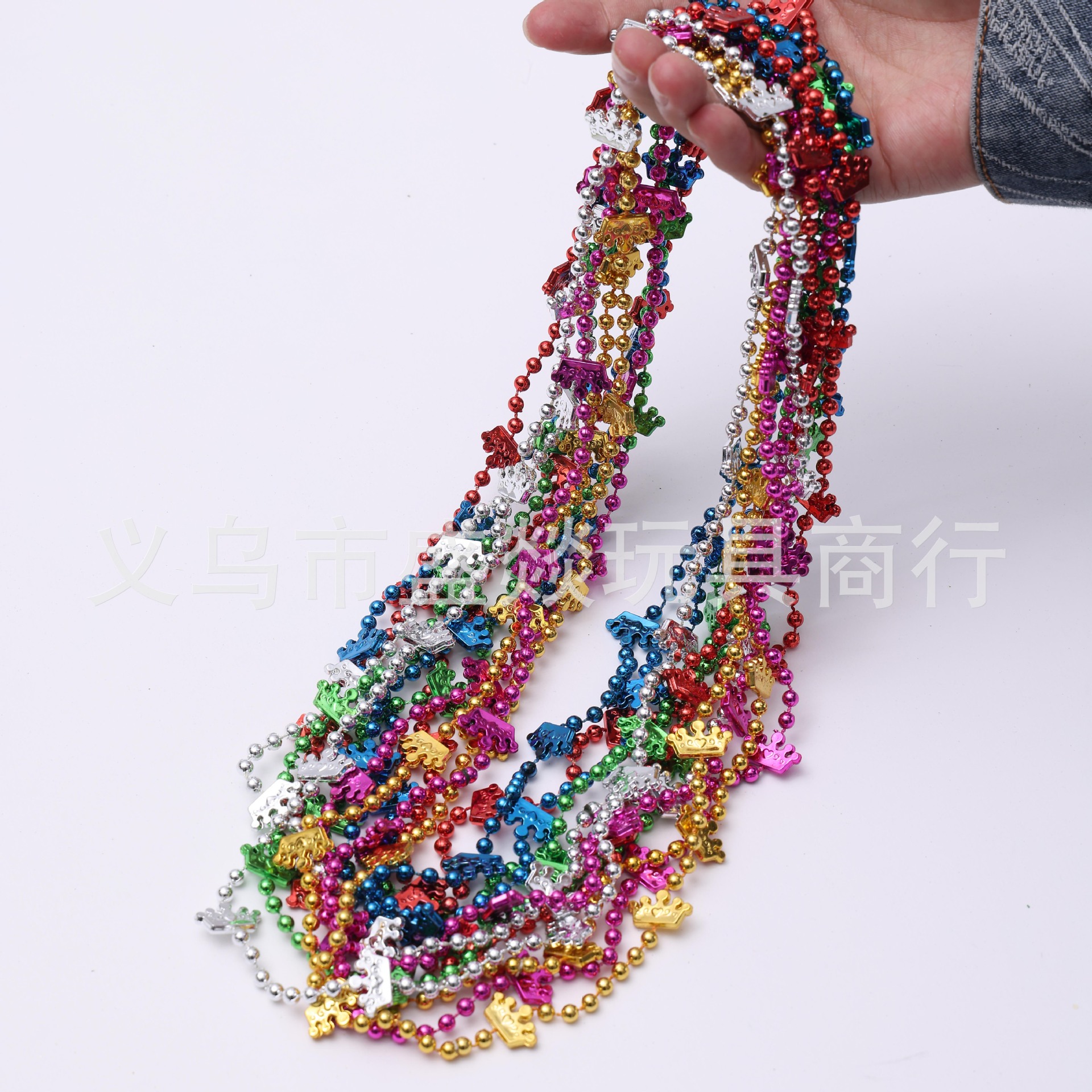 跨境爱心小皇冠电镀珠链彩色项链独立日狂欢万圣节派对波珠链道具详情3