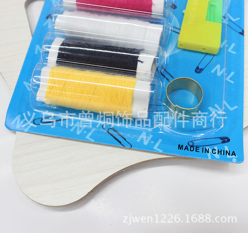The Baibao sewing Kit set is economical and practical. The sewing box for daily use at home is available for wholesale at two yuan pic 3