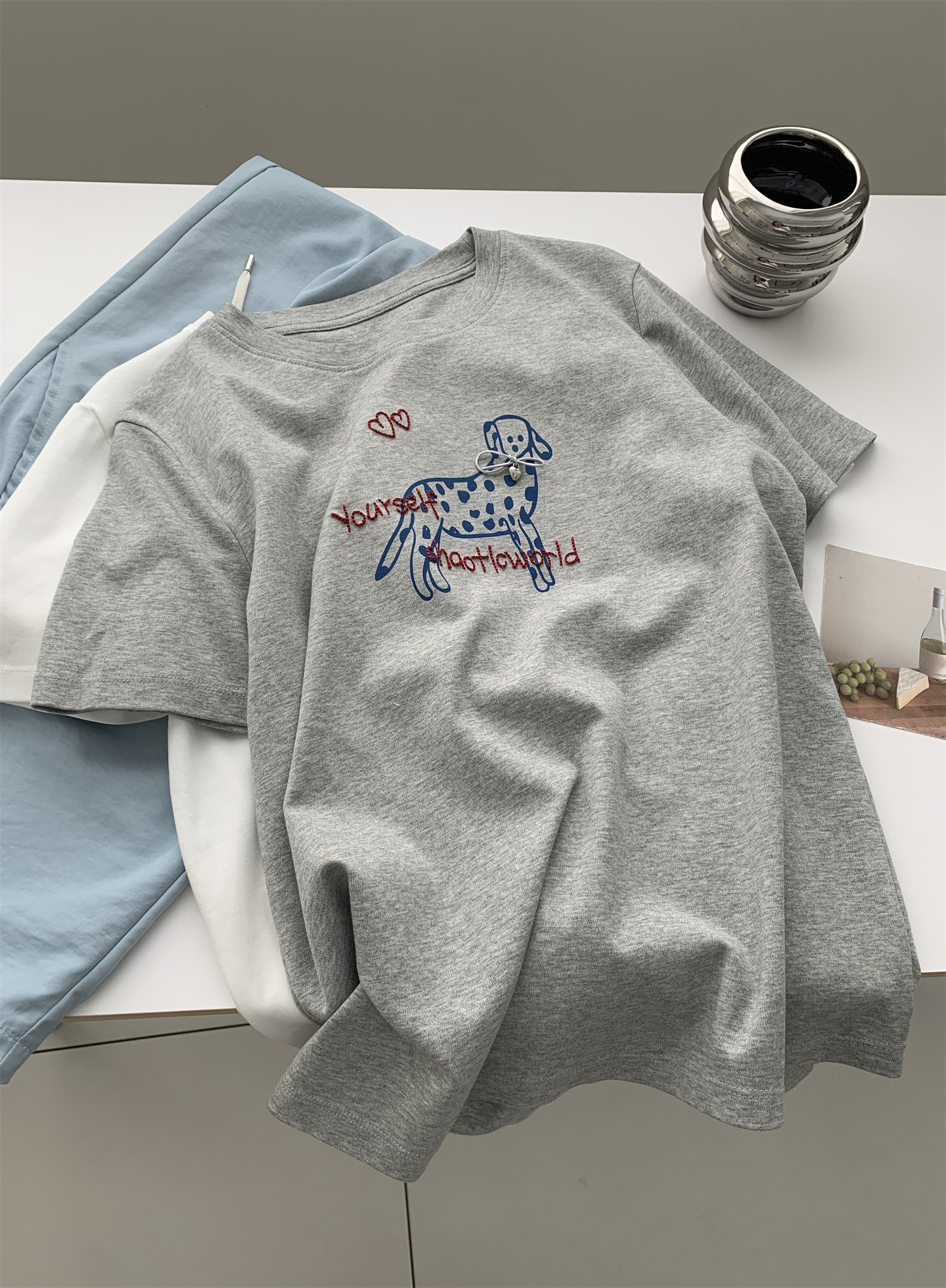 A trendy Korean-style loose and casual short-sleeved T-shirt with a bow and spotted dog print for women in summer, featuring pure cotton embroidery pic 15