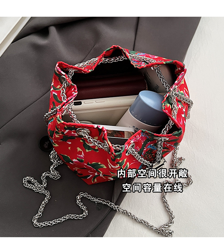 花棉袄潮酷水桶包新款2024春季个性民族风单肩包国潮复古斜挎女包详情45