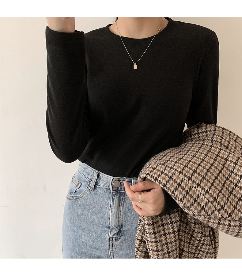 A German velvet semi-high-neck white base layer for women, paired with a stylish, thickened, brushed, and form-fitting mid-neck base layer for autumn and winter pic 27