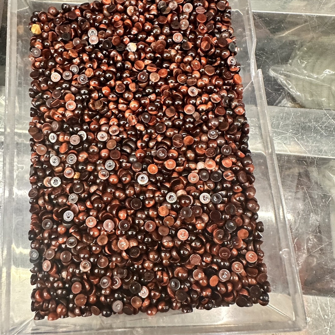 Cross-border direct sales of 4mm red agate ring face gemstones, European and American fashionable agate bare stone gemstone handicrafts wholesale, natural stone jewelry, natural stone jewelry accessories pic 3