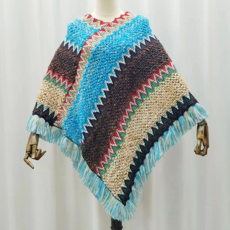 民族风披肩新款外搭女新疆西藏云南旅游穿搭针织流苏披风斗篷外套详情6