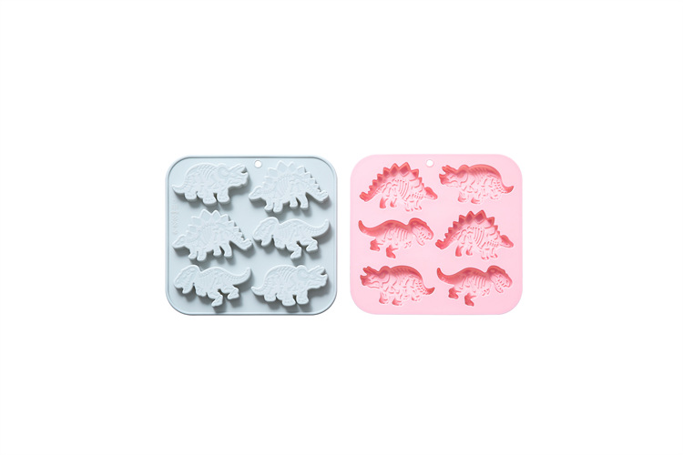 We have 6 different types of silicone molds for baking, chocolate molds, ice cube trays and cake molds in stock pic 12