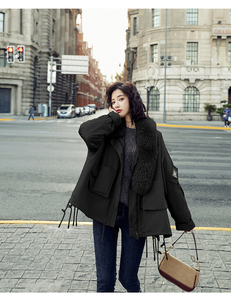 A loose 2020 new winter coat for women in Korean style, with fleece and thickening, a short and eye-catching cotton-padded jacket pic 19