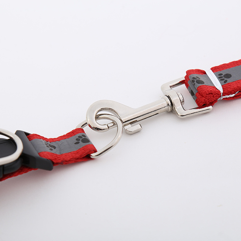 Wholesale of new outdoor pet leashes, small dog reflective footprints, chest and back dog leashes, and pet supplies from the manufacturer pic 7