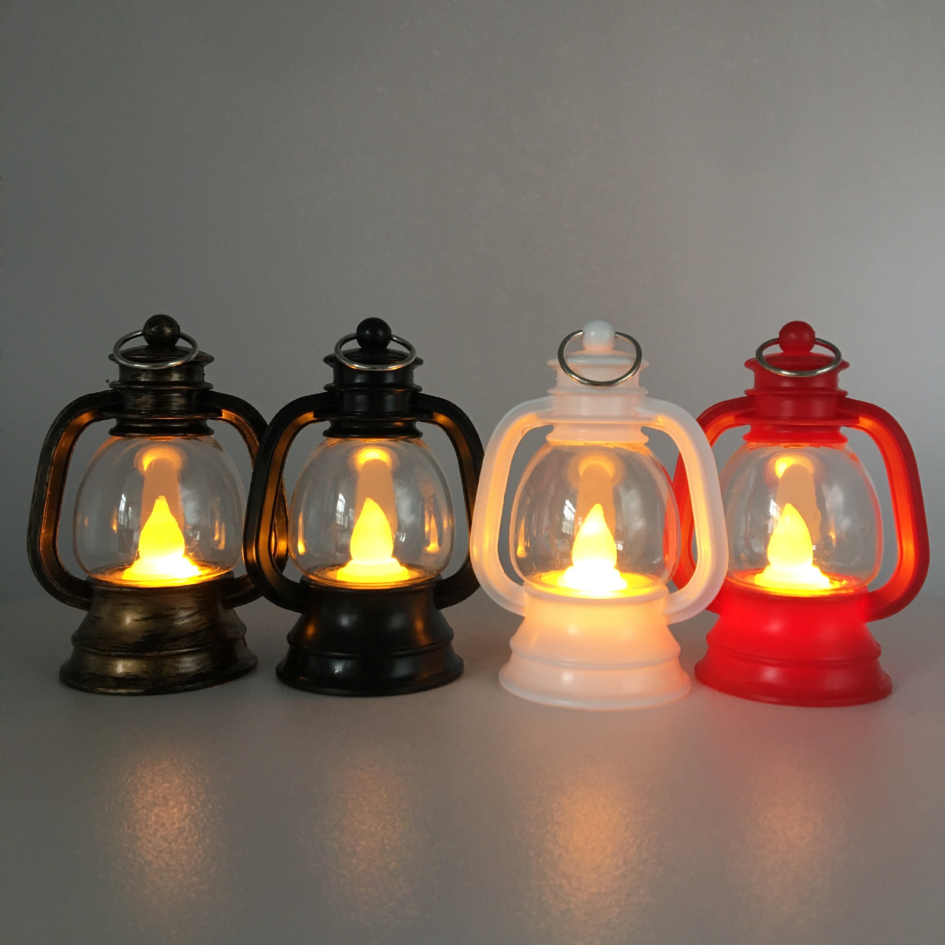 Cross-border new nostalgic and retro oil lamps, hotel counter window display scene atmosphere decoration, horse lanterns, night lights pic 2