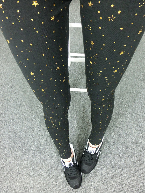 The new basic slimming style from Dongdaemun, South Korea, featuring star-studded nine-inch skinny leggings pic 53