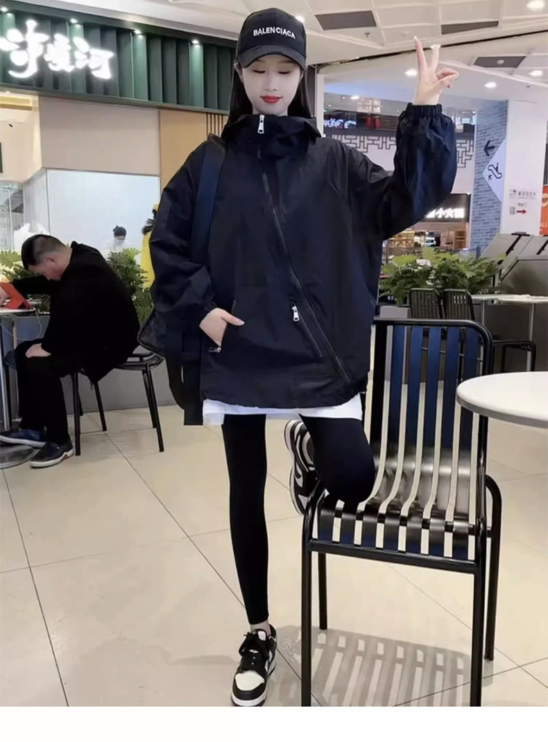 美式连帽冲锋衣外套女2023新款春秋装休闲百搭户外宽松薄款防晒衣详情4
