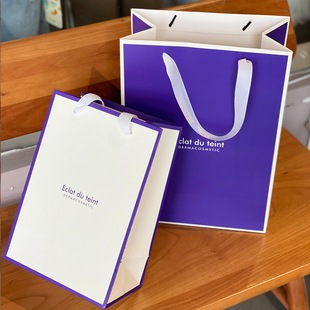 Customized white card paper handbags for various industries, hand-held paper bags, gift bags, paper bags, and shopping bags pic 31
