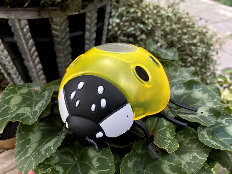 New products of outdoor solar garden lights, household garden fence lights and solar beetle lights have been dispatched pic 10