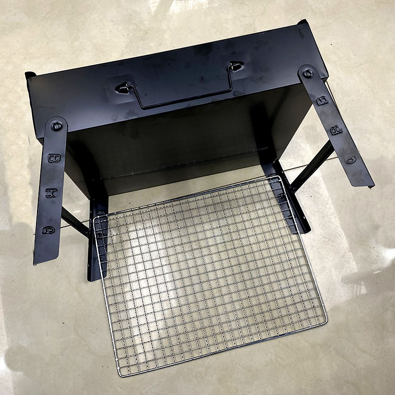 Factory wholesale barbecue grills, outdoor barbecue grills, 2004N carbon grills, portable folding integrated grills pic 4