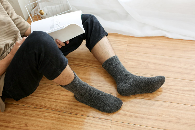 Autumn and winter wool socks for women, mid-calf socks with fleece and thickened heating and warmth, super thick wool socks for men, wool pic 19
