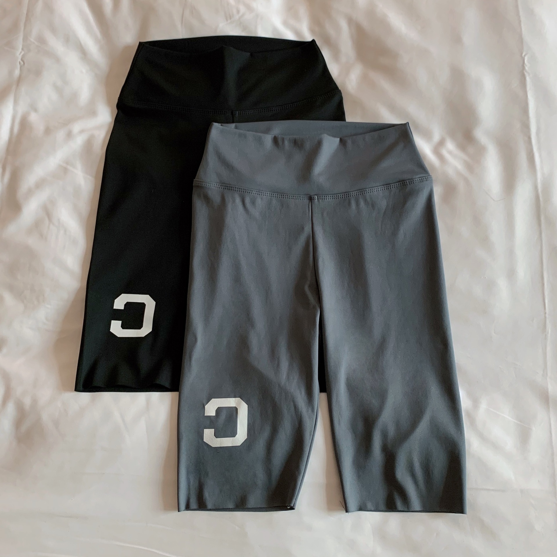 Three-point shark pants leggings for women, five-point summer thin tight-fitting outerwear, and nine-point letter-shaped belt-cinching and hip-lifting Barbie pants pic 85