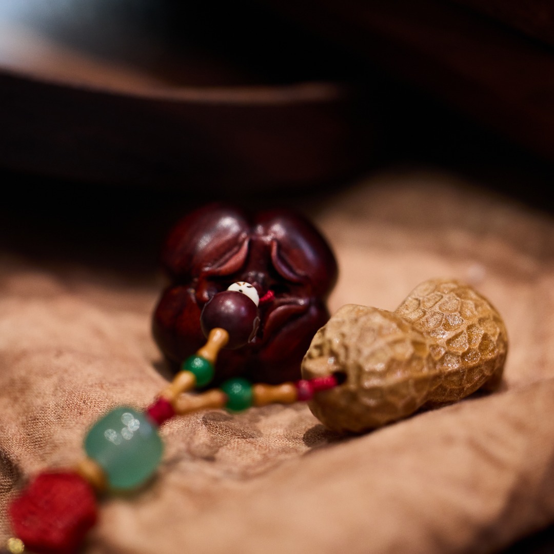 Good things happen peanut keychains, everything goes well, blood sandalwood pendants, Chinese-style creative peace and good luck hanging accessories wholesale pic 5