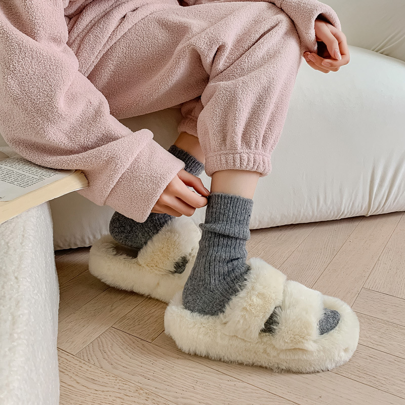 Calcetines de lana de mujer otoño invierno medio tubo más peludo y engrosado caliente sistema de día color sólido tira gruesa invierno cachemir pila de calcetines pic 8