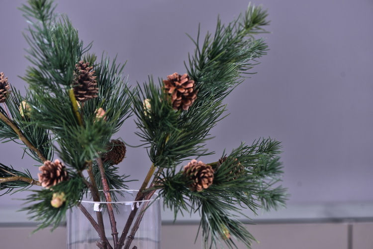 Lanjin source factory goods, artificial natural pinecones, pine branches, Christmas decorations, artificial pine needles, high-end artificial green plants wholesale, artificial leaves, artificial plants, artificial peach blossoms, large green plant landscaping, micro-landscape paintings pic 7