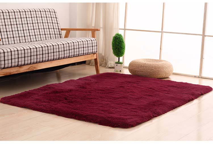 地毯,丝毛地毯,丝毛地毯地垫,客厅地毯地垫,卧室地毯地垫,茶几地毯地垫,床边地毯地垫,地毯易清理,现代简约地毯,简约羊毛地毯,丝毛床边地毯