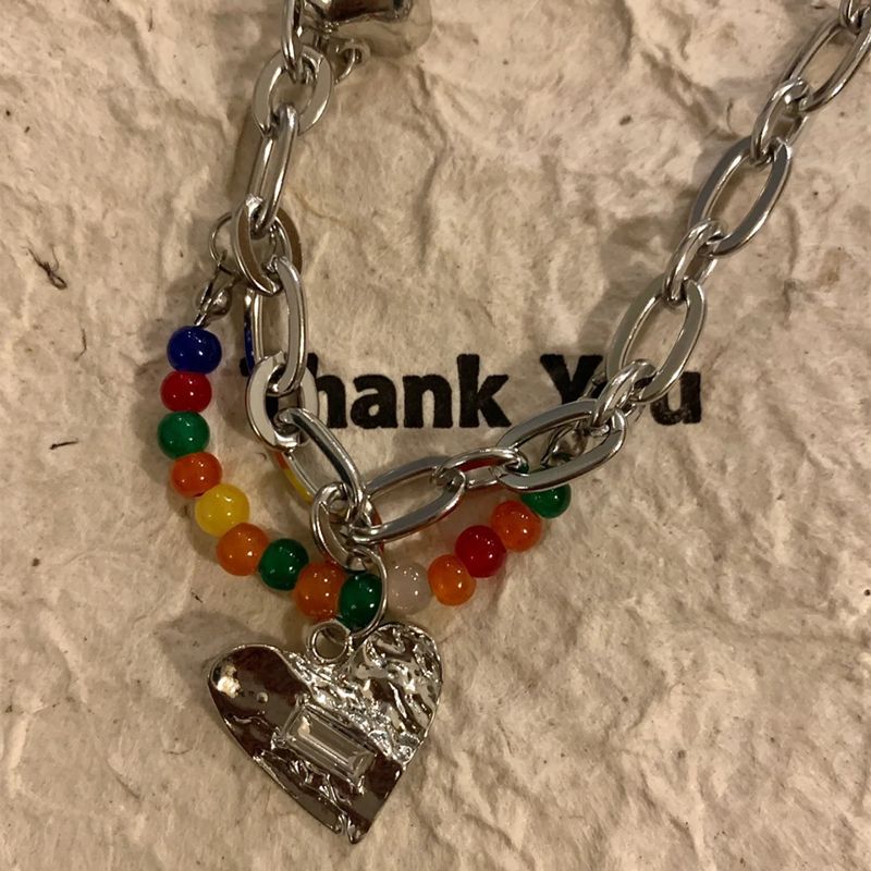 甜酷女孩~彩色串珠爱心项链女ins潮小众设计轻奢高级感百搭锁骨链详情11