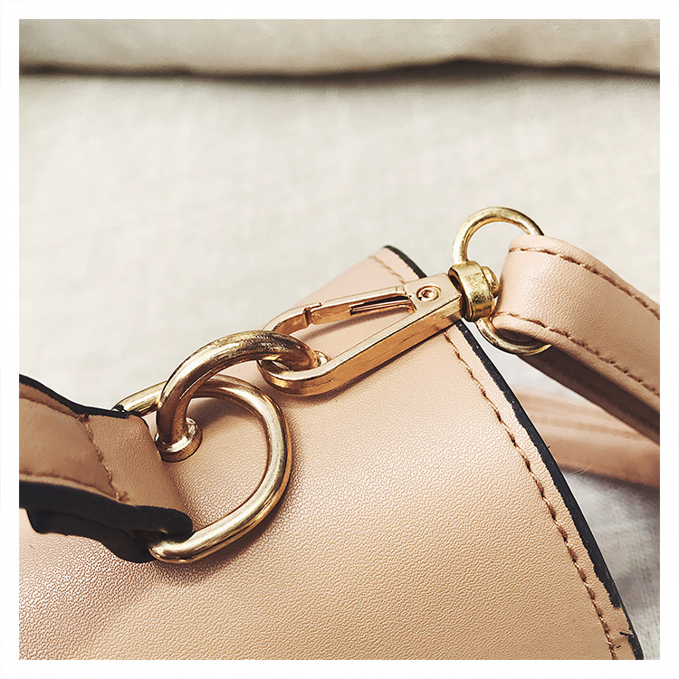 上新夏天小包包女2018新款潮韩版ins女包包潮流斜挎包女包单肩包详情36