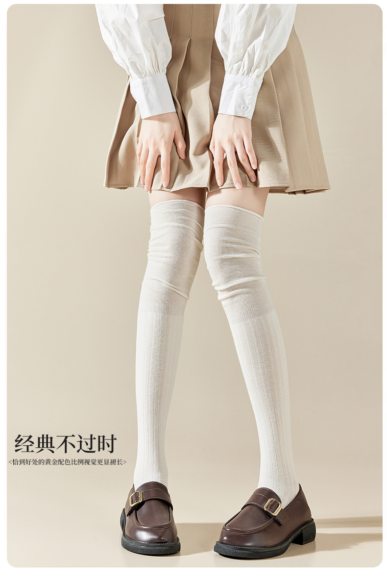 袜子地摊一件代发过膝袜女夏季薄款黑白纯色拼接长筒堆堆袜防滑纯色潮流百搭压力袜一件代发详情5