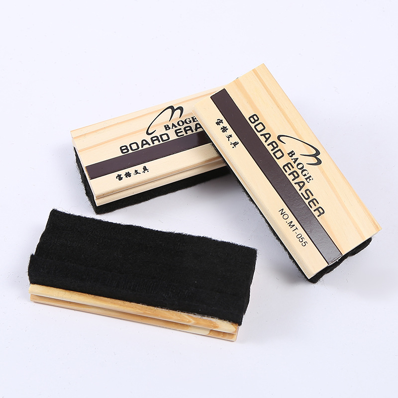 Wholesale of simple wooden board erasers with magnetic strips for cleaning white board erasers that can adsorb office stationery and chalk erasers pic 5
