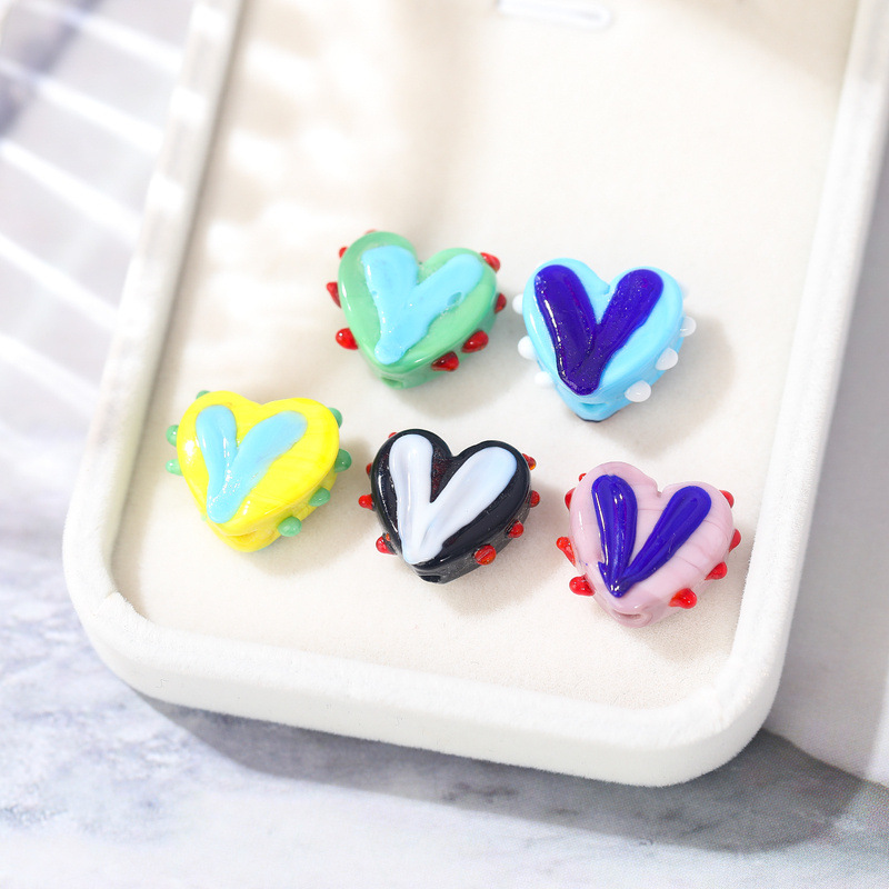 晗钰缘 爱心手绘兔耳朵点点琉璃珠子diy耳饰手链项链饰品材料批发详情4