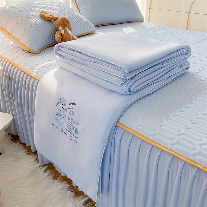 Thai solid-color cool silk latex bed skirt style cool mat four-piece set, air-conditioned quilt, soft cool mat, cool mat, summer cool quilt pic 9