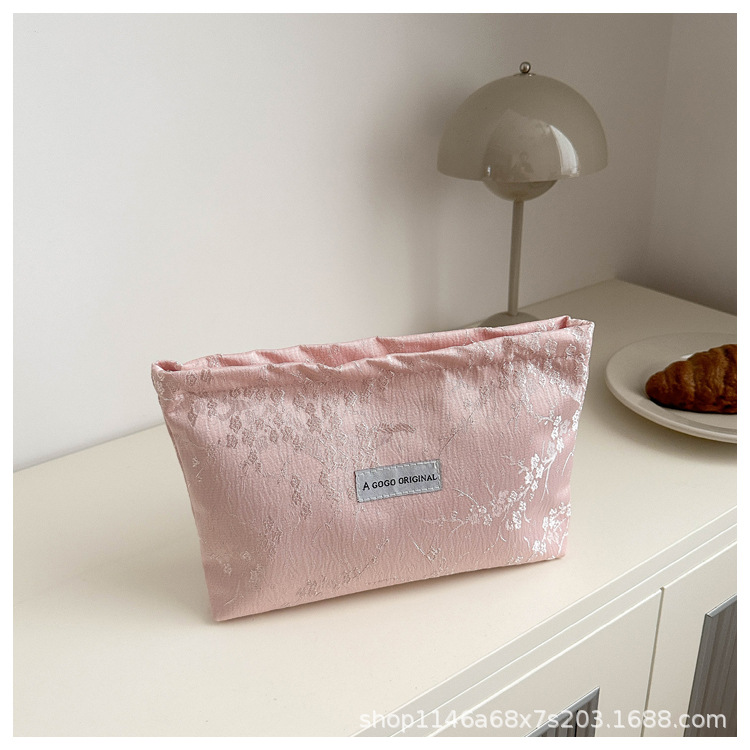 跨境蝴蝶化妆包小清新便携护肤品收纳袋旅行洗漱包帆布方包手拿包详情10