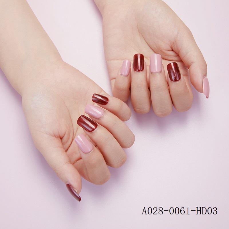 Short square-headed false nail patches for autumn and winter color contrast wearing nails, maple leaf red and dark green mixed monochrome nail art products pic 21